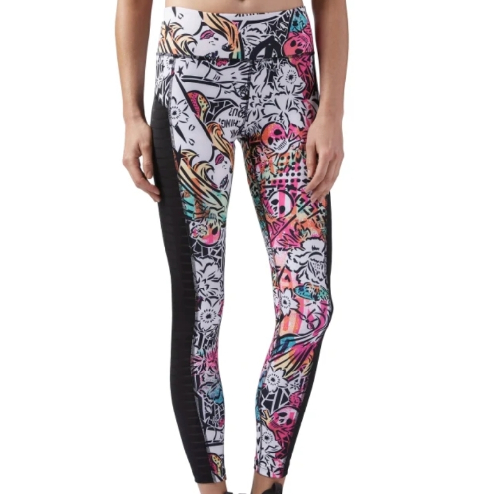 NEW WITHOUT TAGS LADY AIKO REEBOK LEGGINGS MEDIUM